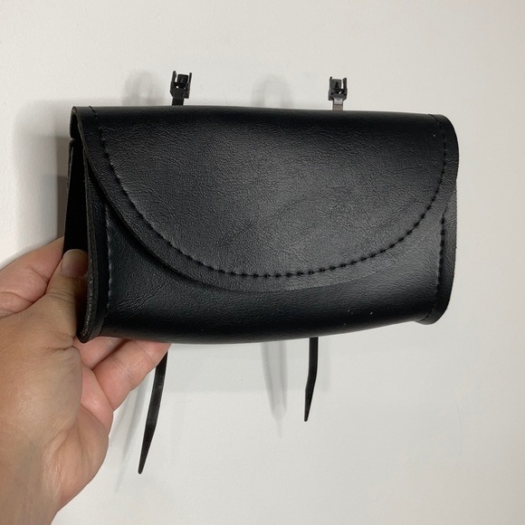 NWOT Willie & Max leather motorcycle pouch - Picture 1 of 8